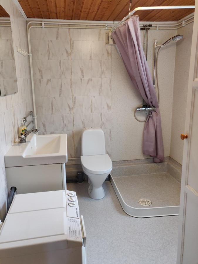 Hustugu Gard Villa Orsundsbro Ngoại thất bức ảnh